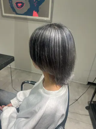 ショート あおい/透明感 /ハイトーンのヘアスタイル