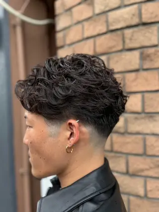 パーマ メンズ 鈴木 瑛介のヘアスタイル