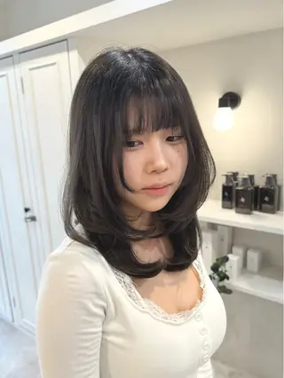 ミディアム カラー ヘアアレンジ SALOWIN京都河原町Suite店所属・外国人風レイヤー/ ハイトーンSHUのヘアスタイル