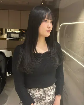 ロング rino🤍 恵比寿レイヤーカットのヘアスタイル