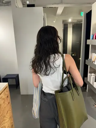 セミロング パーマ お悩み解決パーマ hana🩰のヘアスタイル