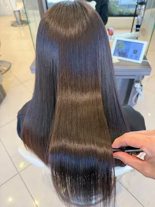 セミロング 美髪矯正/髪質改善/ 艶レイヤー 古畑佑悟のヘアスタイル