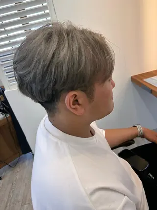 ショート カラー メンズ 下島 優人のヘアスタイル