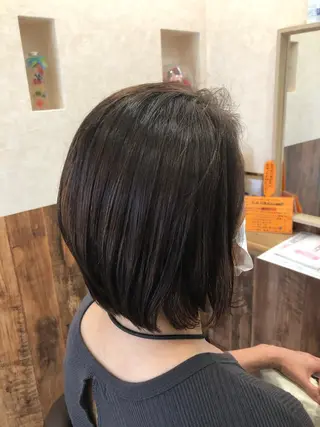 ショート 青木 恵のヘアスタイル