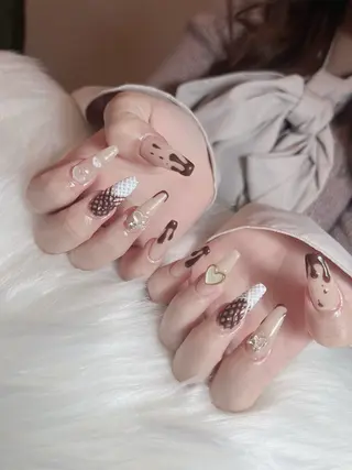 RUBY Nail 日暮里店のネイルデザイン