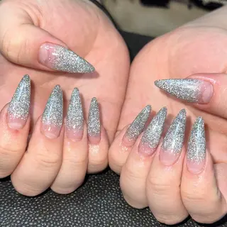 ロング BeautySalonKREI所属・KREI NORIKAのネイルデザイン