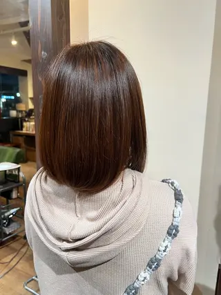 ミディアム Luster Friends所属・まゆ | 艶カラー | ストレートのヘアスタイル