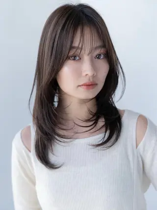 セミロング ボブ/顔まわりレイヤ ー/新宿/KOKIのヘアスタイル