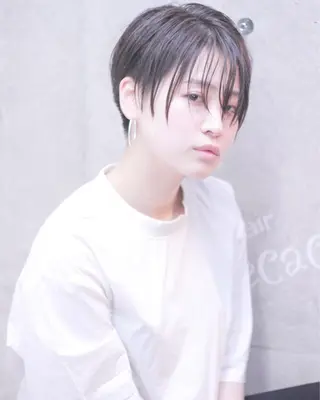 ショート カラー cachecache所属・及川 光のヘアスタイル