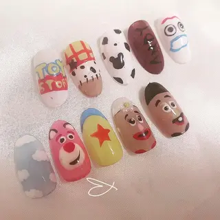 ネイル 高草木 桃香のネイルデザイン