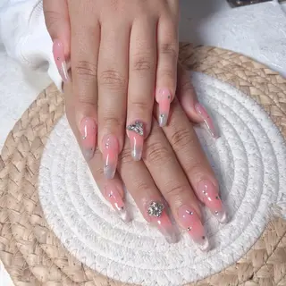 ネイル M🌷nail 長さだし専門店のネイルデザイン