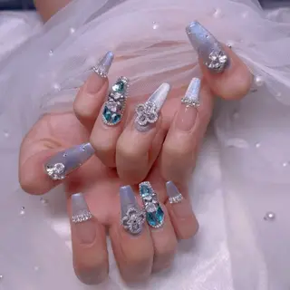 ネイル UMI ネイルサロン新宿🎀のネイルデザイン