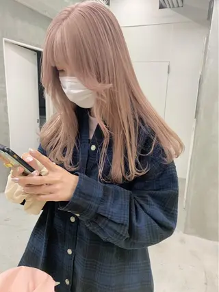 セミロング カラー ブームボックス所属・🐝ハイトーンカラー hachi🐝のヘアスタイル