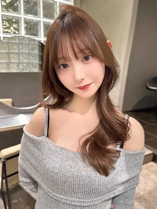 ロング カラー 荻野 峻輔/レイヤー /透明感カラーのヘアスタイル