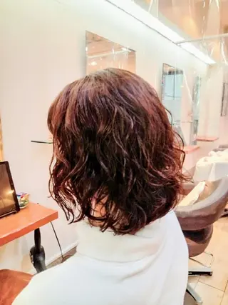 ミディアム go s go(e) 　ゴーズゴー所属・gos go(e)店 コンドウマチコのヘアスタイル