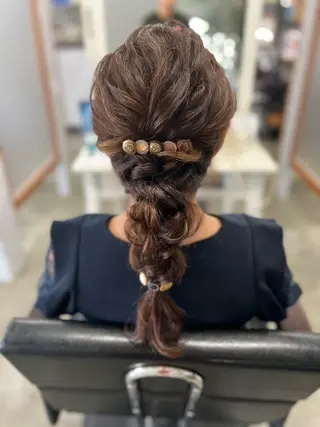 ロング ヘアアレンジ Style Tのヘアスタイル