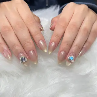 ネイル _genic nail&eyelash所属・_genic mayumiのネイルデザイン