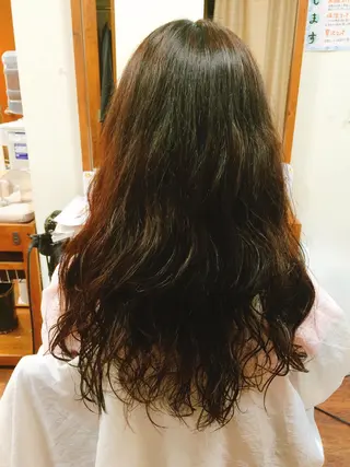 ロング パーマ 大野 まゆのヘアスタイル