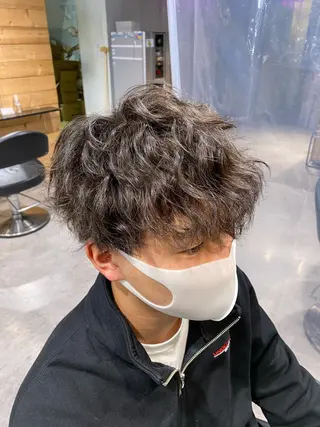 ショート パーマ ヘアアレンジ メンズ Loy所属・メンズヘア特化 パーマ 縮毛矯正🔷のヘアスタイル