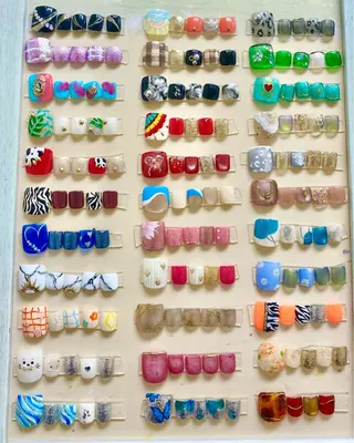 ネイル レイジー スワンのネイルデザイン