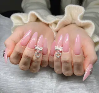 ネイル Lee Nailsのネイルデザイン
