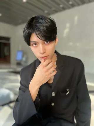 メンズ メンズセンターパート 🇰🇷wakanaのヘアスタイル