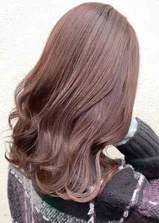 ミディアム カラー ブリーチなし Wカラー🩷星野翔太のヘアスタイル