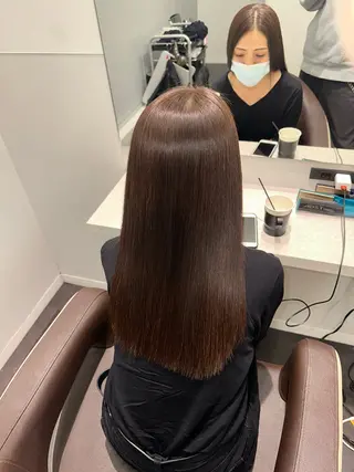 セミロング Wisteria所属・美髪特化✨ 伊織✨縮毛矯正✨のヘアスタイル