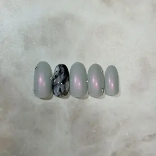 ネイル 🩶 hanaのネイルデザイン