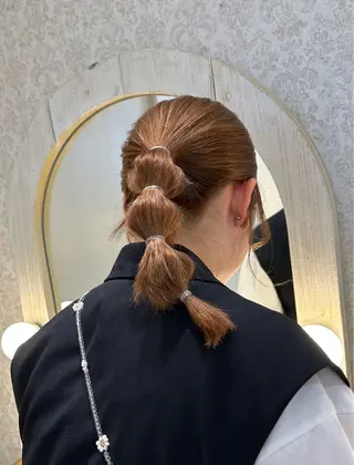 ロング ヘアアレンジ 暖色カラー/ブリーチ なしカラー/艶カラーのヘアスタイル