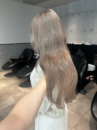 ミディアム カラー rina／ベージュ ワンホン/韓国ヘアのヘアスタイル