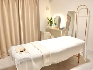 THREE6 BODY9のエステ・リラクイメージ