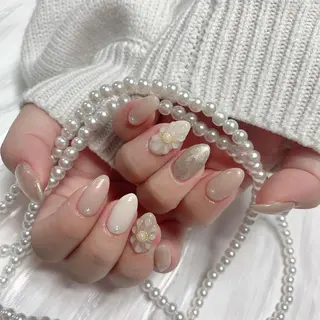 ネイル 💅ネイルハウス🏡 🎀TOMO🎀のネイルデザイン