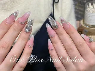 ネイル One Plus Nail Salonのネイルデザイン
