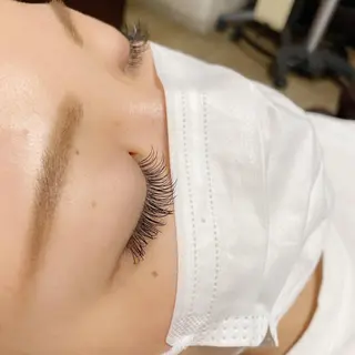 マツエク・マツパ MIMI RUSH 安城 jubilee店所属・鍋田 彩歌のマツエク・マツパデザイン