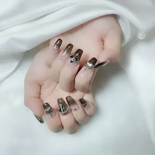 ネイル Amina nail salonのネイルデザイン