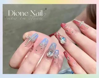 ネイル Dione ネイル専門店のネイルデザイン