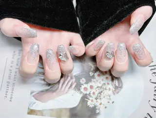 ネイル コウ ヨウのネイルデザイン