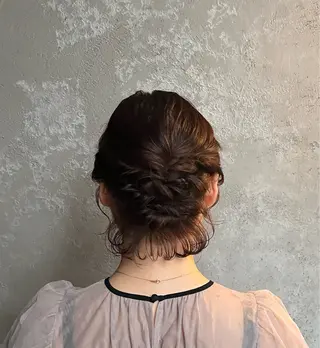 ミディアム ヘアアレンジ howpe所属・代官山マツパ shihoのマツエク・マツパデザイン