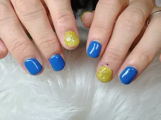 ネイル ECLAT エクラ所属・寺山 千鶴のネイルデザイン