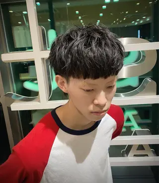 メンズ メンズ特化/フェザー /パーマ/伊勢元のヘアスタイル