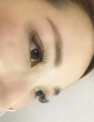 マツエク・マツパ eyelist renaのネイルデザイン