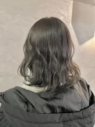 ミディアム カラー FUJINO RYOのヘアスタイル