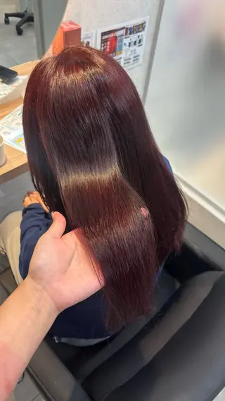 カラー 米倉 陽菜のヘアスタイル