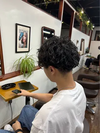 パーマ 西 柚のヘアスタイル