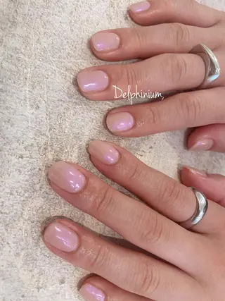 ネイル 岡本 友恵のネイルデザイン