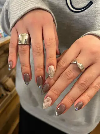 ネイル Nes.Nail所属・Miyagi Asamiのネイルデザイン