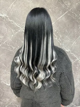 ロング RIN シールエクステのヘアスタイル