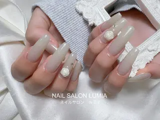 マツエク・マツパ ネイルサロン ルミア Lumia 店長のネイルデザイン