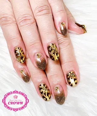 ネイル CROWN プライベートサロンのネイルデザイン